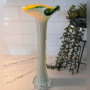 vintage Jack In The Pulpit Calla Lily handblown art glass vase.